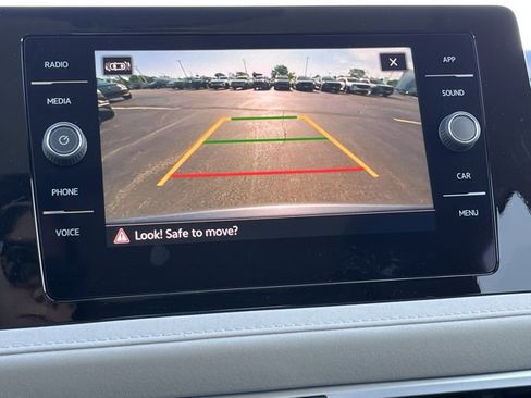 New 2026 Volkswagen Taos SE AWD/4WD image 25