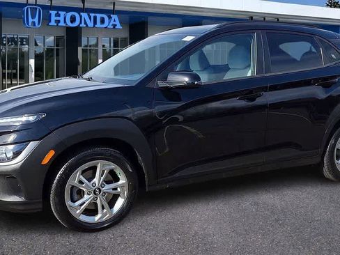 Used 2023 Hyundai Kona SEL w/ Cargo Package AWD/4WD image 4