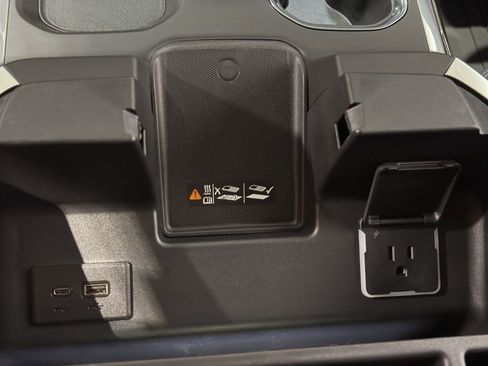 New 2026 Chevrolet Silverado 1500 LT w/ All Star Edition Plus image 36