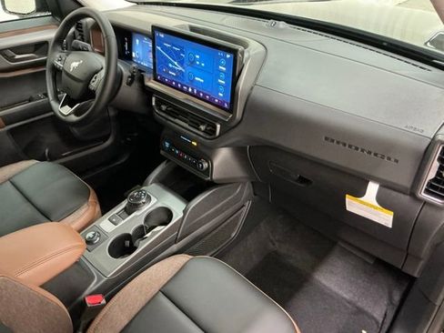 New 2026 Ford Bronco Sport Outer Banks AWD/4WD image 18