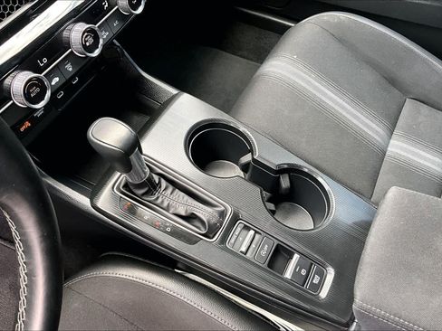 Used 2023 Honda Civic Sport image 17
