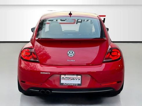 Used 2019 Volkswagen Beetle 2.0T SE image 6