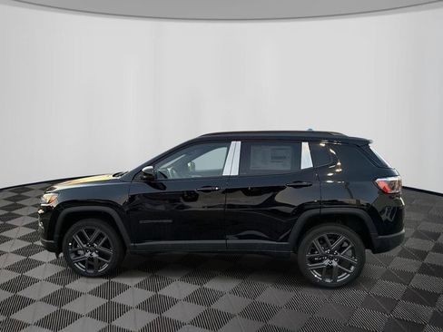 New 2026 Jeep Compass Limited AWD/4WD image 2