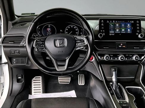 Used 2022 Honda Accord Sport image 8