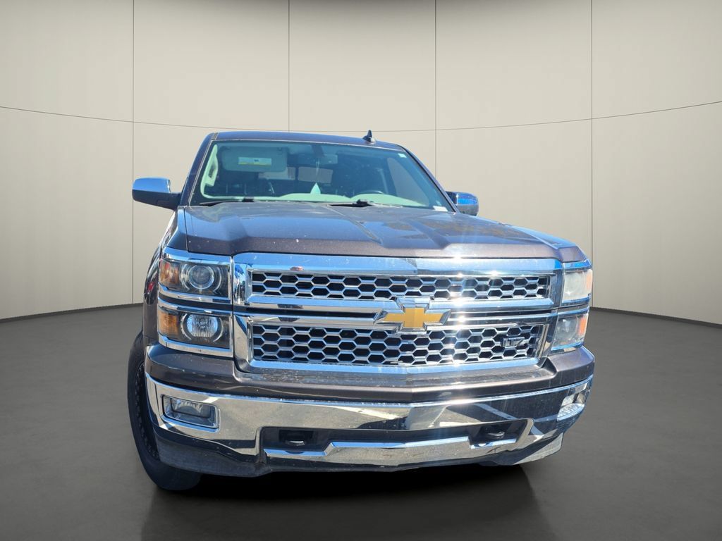 Used 2015 Chevrolet Silverado 1500 LTZ AWD/4WD image 2
