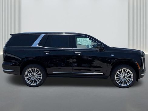 New 2026 Cadillac Escalade Luxury w/ Touring Package AWD/4WD image 4