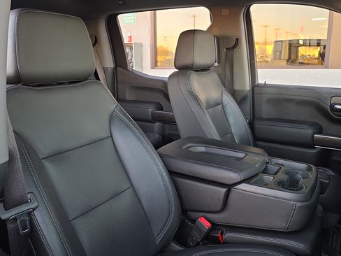 Used 2019 Chevrolet Silverado 1500 LTZ image 27