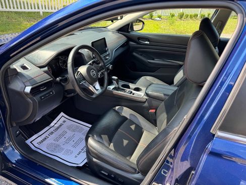 Used 2020 Nissan Altima 2.5 SR w/ Premium Package AWD/4WD image 9