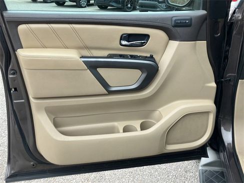 Used 2015 Nissan Armada Platinum w/ Platinum Reserve Package image 14