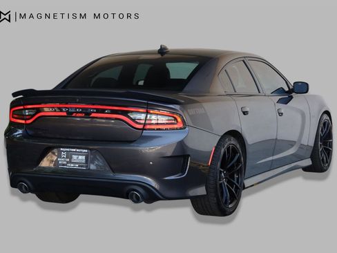 Used 2021 Dodge Charger Scat Pack w/ Daytona Edition Group RWD image 7