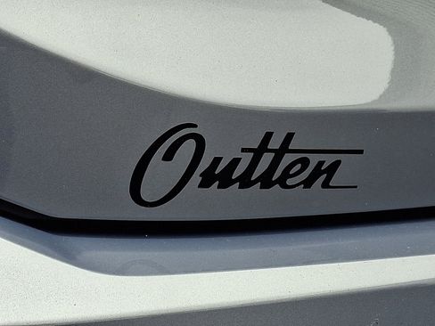 Used 2023 Kia Telluride LX image 30