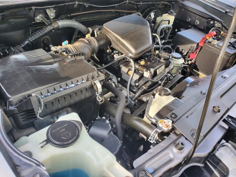 Used 2020 Toyota Tacoma SR w/ SR Convenience Package image 40