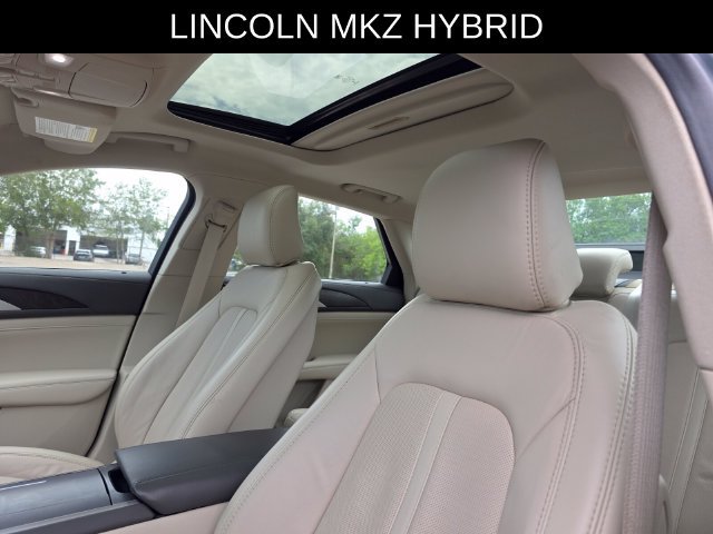 Used 2020 Lincoln MKZ Reserve w/ Elements Package FWD image 21