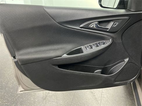 Used 2024 Chevrolet Malibu LT image 22