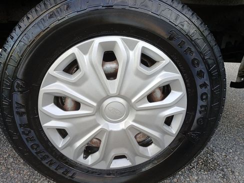 Used 2019 Ford Transit 250 148 Low Roof image 31