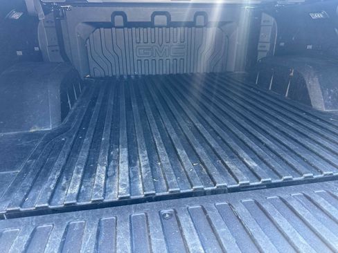 Used 2024 GMC Sierra 1500 AT4 AWD/4WD image 19