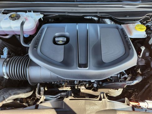 Used 2026 RAM 1500 Big Horn AWD/4WD image 9