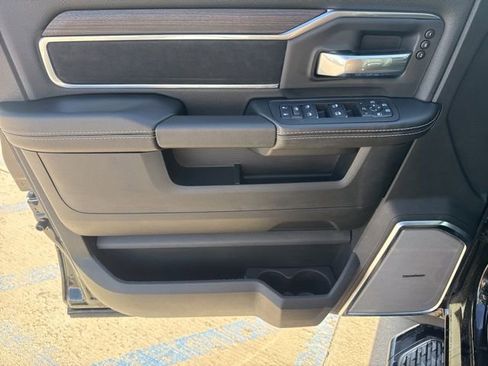 New 2026 RAM 2500 Laramie AWD/4WD image 23