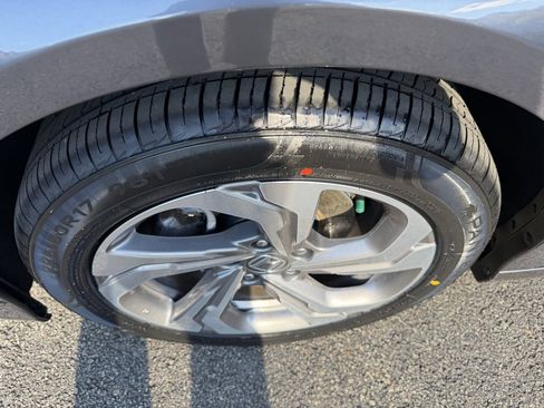 Used 2018 Honda Accord EX-L image 12