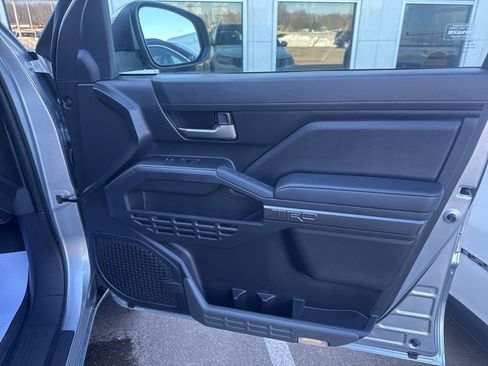 Used 2024 Toyota Tacoma TRD Sport w/ TRD Sport Upgrade Package image 17