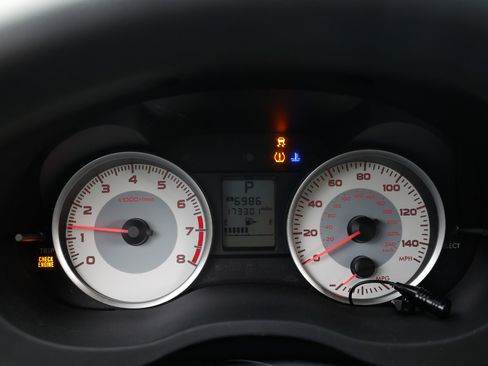 Used 2013 Subaru Impreza 2.0i Premium w/ All-Weather Pkg image 27