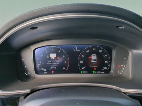 Used 2023 Honda Civic Touring image 12