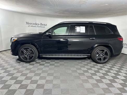 Certified 2024 Mercedes-Benz GLS 450 4MATIC w/ AMG Line Exterior image 4