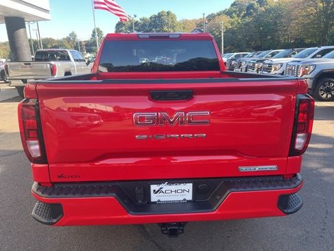 New 2026 GMC Sierra 1500 Elevation image 7