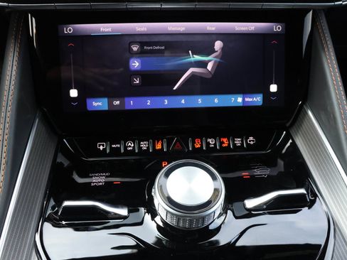 New 2026 Jeep Grand Wagoneer Summit AWD/4WD image 27