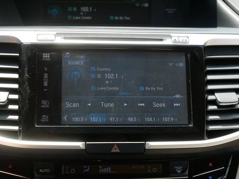 Used 2016 Honda Accord EX-L image 28