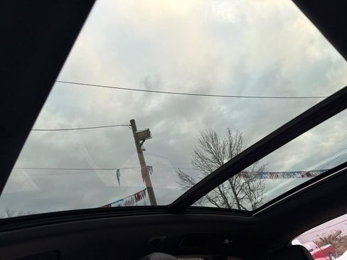 Used 2016 Porsche Macan S w/ Premium Package Plus image 34