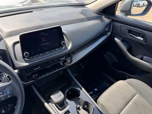 Used 2024 Nissan Rogue SV AWD/4WD image 21
