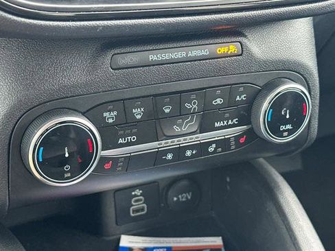 Used 2024 Ford Escape ST-Line image 25
