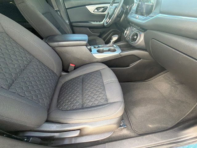 Used 2022 Chevrolet Blazer LT FWD image 13