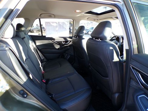 Used 2022 Subaru Outback Limited AWD/4WD image 21