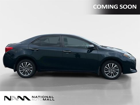 Used 2017 Toyota Corolla XLE image 6