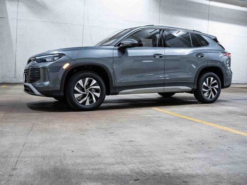 New 2026 Volkswagen Tiguan S AWD/4WD image 3