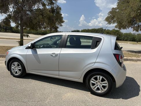 Used 2013 Chevrolet Sonic LT FWD image 11