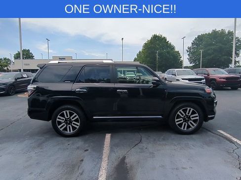 Used 2022 Toyota 4Runner Limited RWD image 6