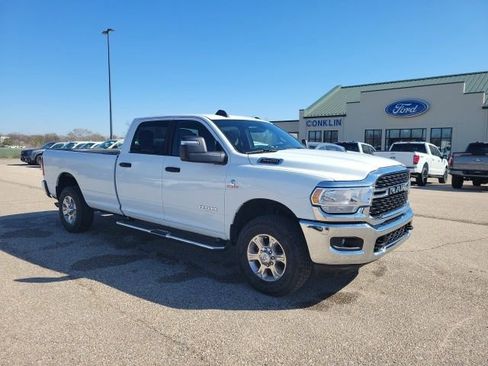 Used 2024 RAM 3500 Big Horn AWD/4WD image 21