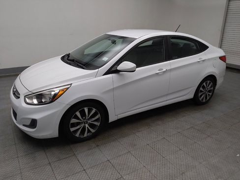 Used 2017 Hyundai Accent Value Edition image 2