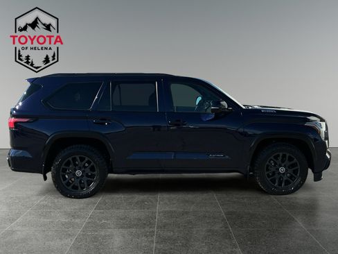 Certified 2024 Toyota Sequoia Platinum AWD/4WD image 6