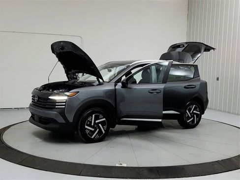 New 2026 Nissan Kicks SV w/ SV Premium Package image 11