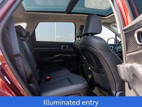 Used 2025 Kia Sorento S w/ Panoramic Sunroof Package image 13