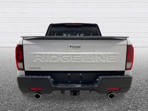 New 2026 Honda Ridgeline Black Edition image 4