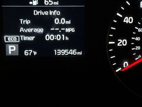 Used 2019 Kia Sorento LX w/ LX Convenience Package image 13