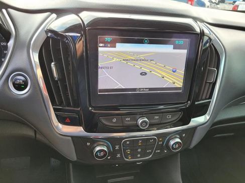 Used 2018 Chevrolet Traverse Premier w/ Driver Confidence II Package image 27
