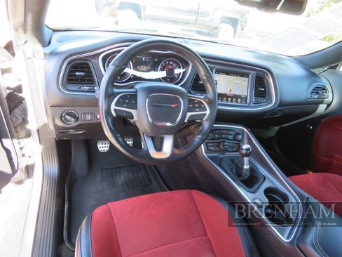 Used 2016 Dodge Challenger R/T Scat Pack image 19