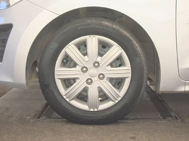 Used 2023 Kia Rio S FWD image 7