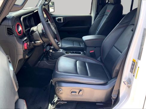 Used 2024 Jeep Wrangler Unlimited Rubicon AWD/4WD image 8